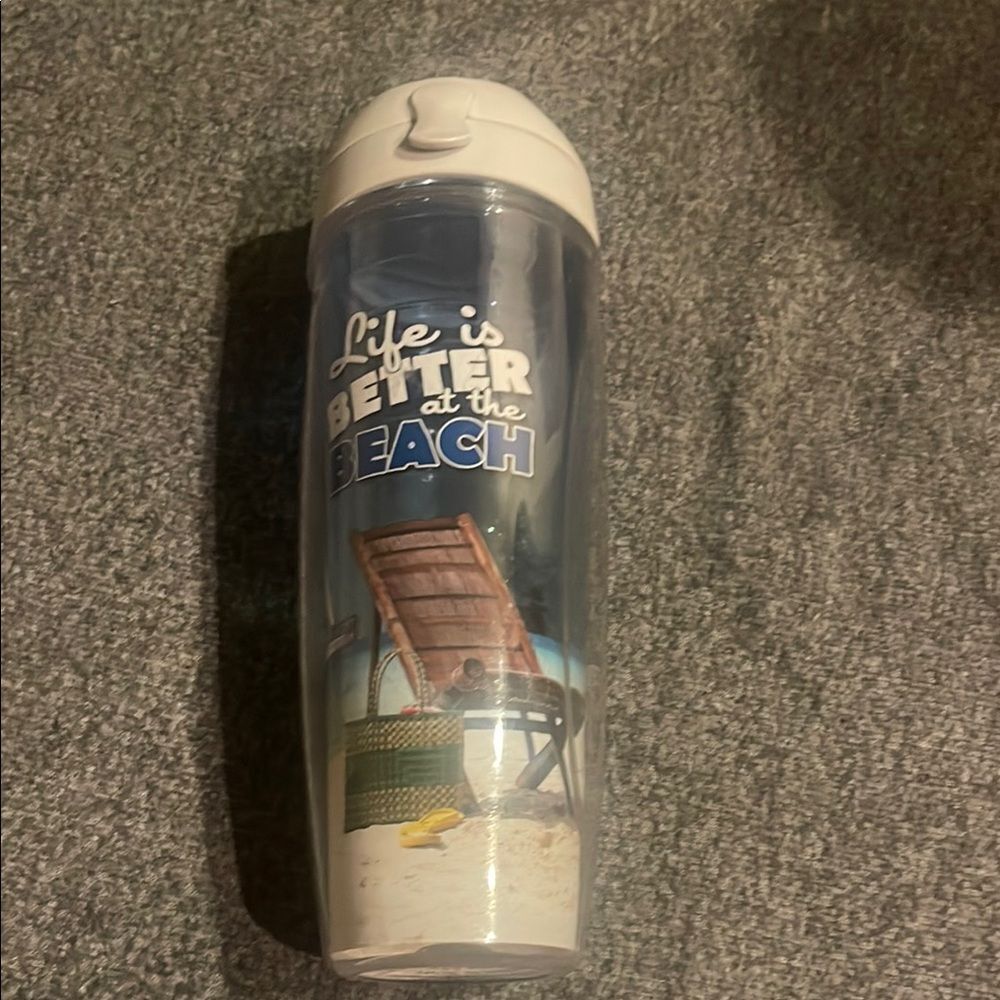 Beach Themed Tumbler with White Lid 24 ounce